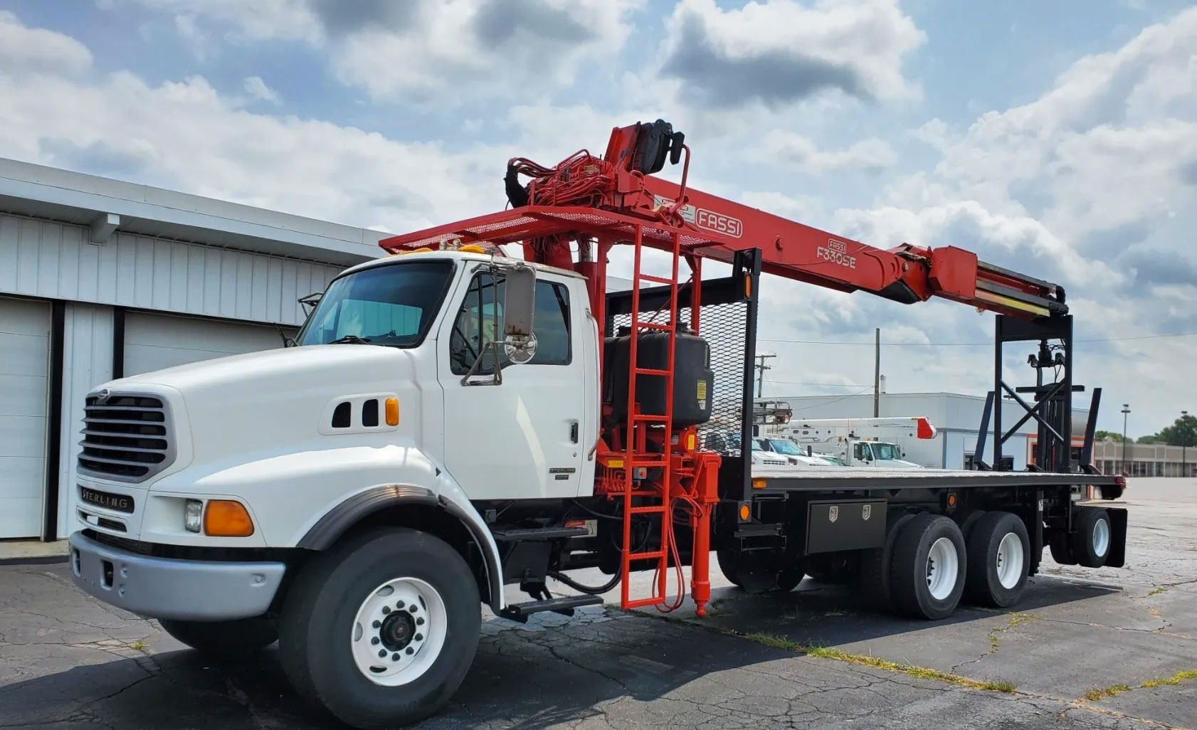 Truck Crane Solutions Freightliner, Sterling & International Dealership