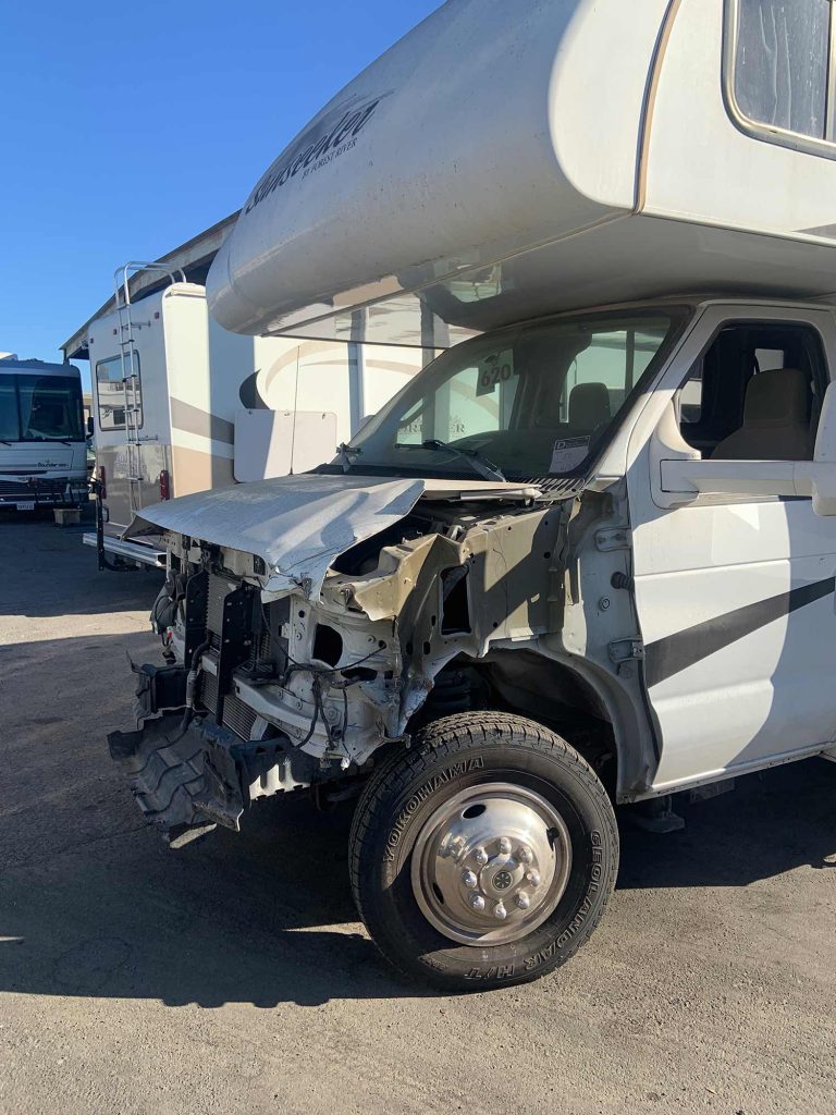 Damaged Rv RV Body Shop CA | RV Paint Job Winnebago, Keystone, Gulf Stream & More